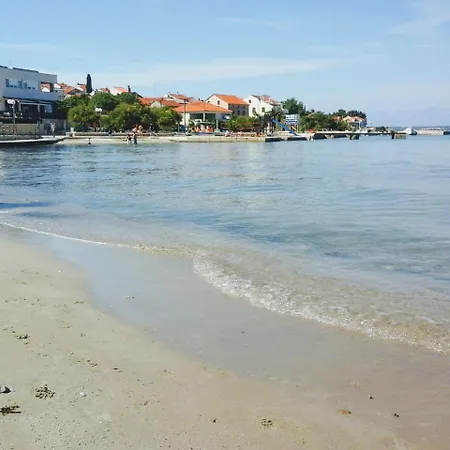 בית נופש Holiday Home Meri